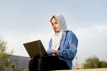 Taliban schließen Frauen von Pflegeausbildung aus