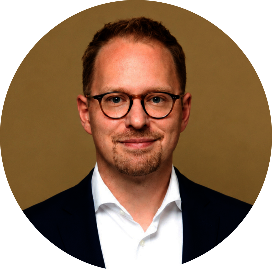 Stephan Lücke ist Verantwortlicher Redakteur der Fachzeitschrift Die Schwester | Der Pfleger 