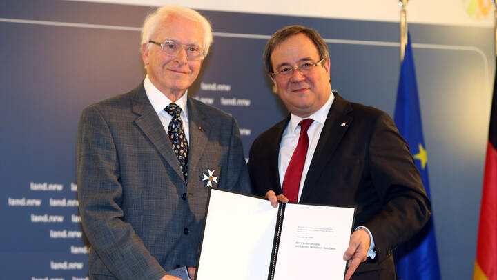Verdienstorden des Landes NRW an Werner Schell 