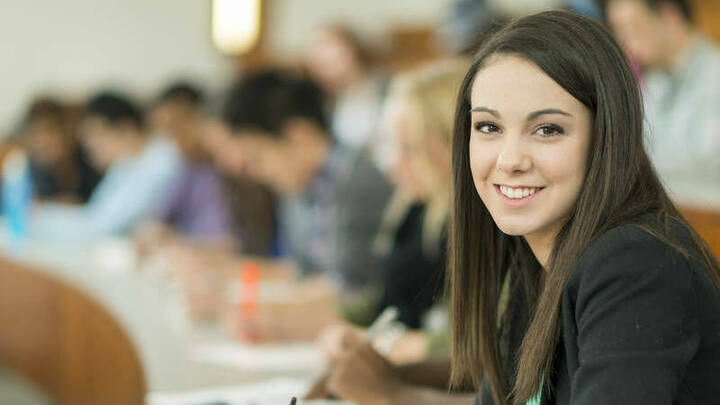 Dekanekonferenz Pflegewissenschaft fordert ein Lösungspaket, um die anvisierten Ziele der hochschulischen Pflegeausbildung erreichen zu können.