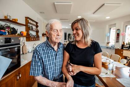 Ein Cochrane Review zeigt: Antikörper‑Therapien gegen Alzheimer haben wahrscheinlich keinen klinisch relevanten Nutzen und bergen Risiken.