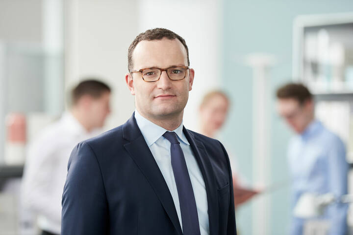 Spahn stellt Schutzschirm für Kliniken vor