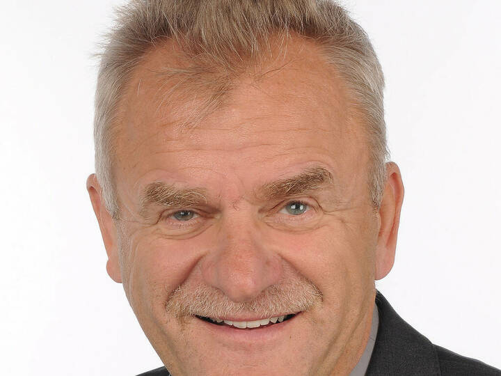 "Die intensivpflegerische Versorgung ist in den vergangenen Jahren immer am Limit gefahren. Das fällt uns jetzt vor die Füße", sagt der 1. DGF-Vorsitzende Lothar Ullrich.