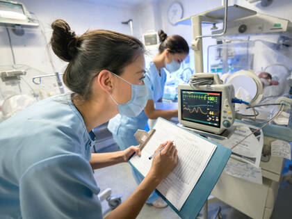 Personalbedarfsberechnung für die Intensivstation