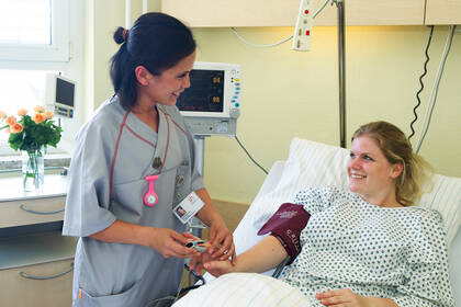 Die spezialisierte Pflege nimmt in der multiprofessionellen Versorgung eine Schlüsselrolle ein bei der Versorgung von Menschen mit Herzinsuffizienz.