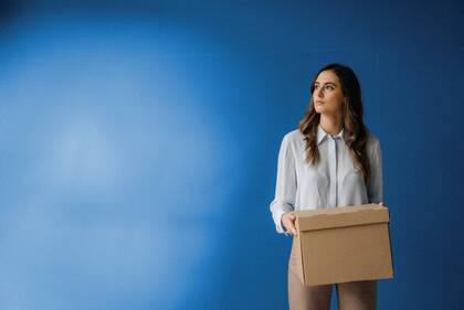 Bildungseinrichtungen reagieren mit unterschiedlichen Maßnahmen, um junge Menschen für die Pflege zu gewinnen. 