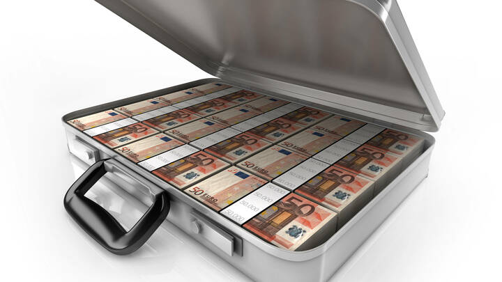 Geständnis in millionenschwerem Pflegebetrug 