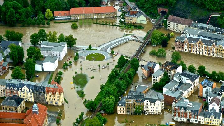 Ein Projektkonsortium erarbeitet Informationen und Lehrmaterialien wie professionelle Pflege in Krisen und Katastrophen gelingt. 