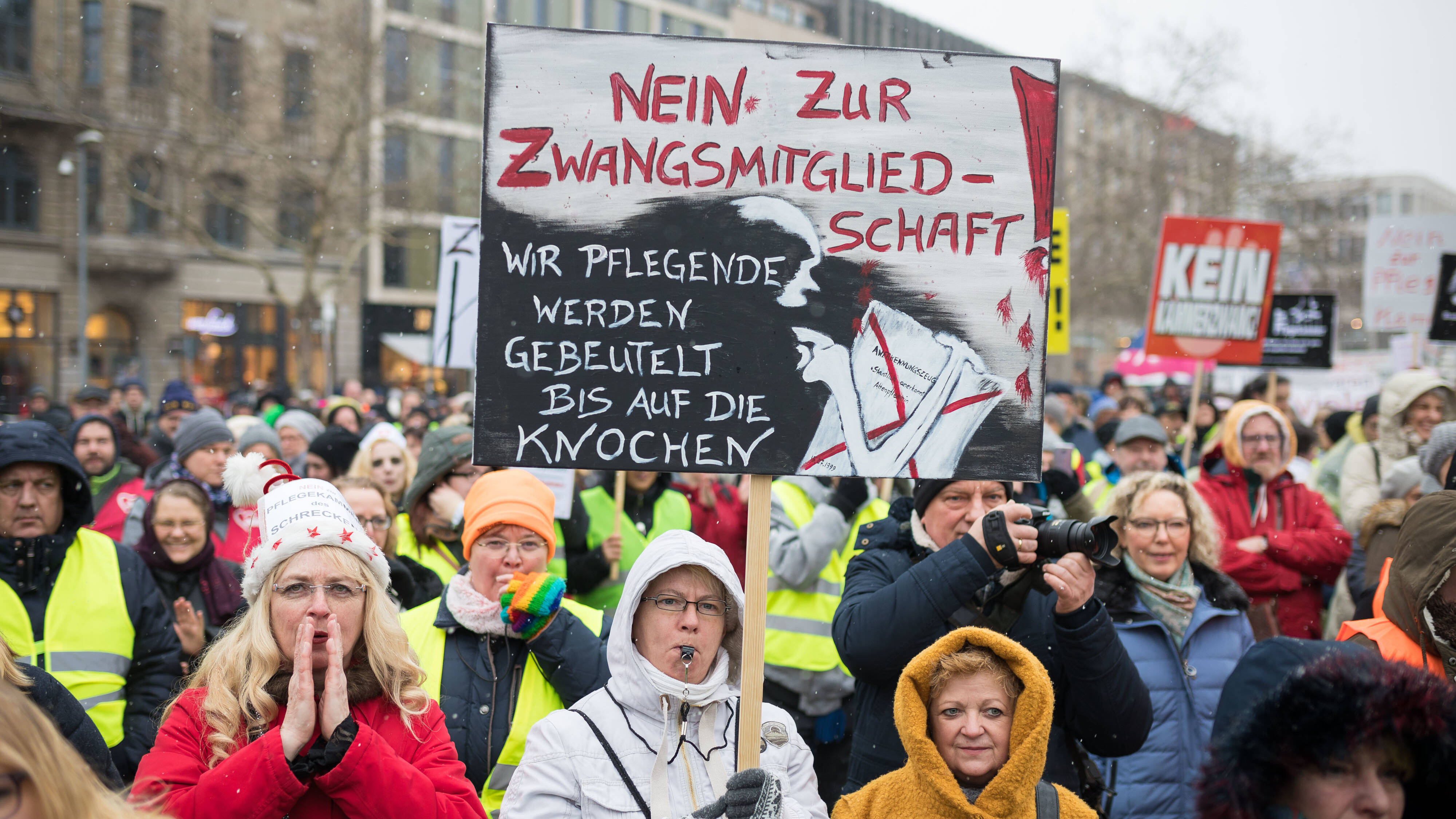 csm_x_Demo_Pflegekammer_Nieder
