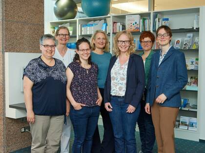 Am Patienteninformationszentrum (PIZ) der Uniklinik Köln finden Ratsuchende in Sachen Pflege umfassende Unterstützung.