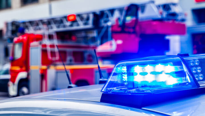 Ein mit Gurten fixierter Mann stirbt bei einem Brand vor zwei Jahren in einer Pforzheimer Klinik.  Nun steht der Prozess bevor.