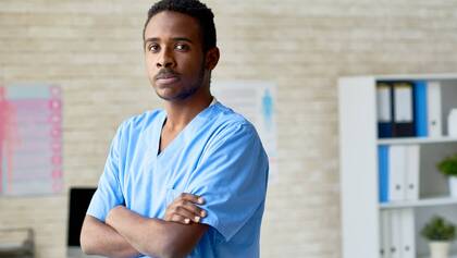 Der Wirtschaftsrat der CDU fordert angesichts der Pflegekrise weitreichende Erleichterungen für die Einwanderung ausländischen Fachpersonals.  Der Wirtschaftsrat der CDU fordert angesichts der Pflegekrise weitreichende Erleichterungen für die Einwanderung ausländischen Fachpersonals.