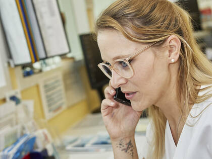 Sind telefonbasierte Angebote geeignet, um das Symptommanagement bei ambulanten Patienten mit Krebserkrankungen zu verbessern?