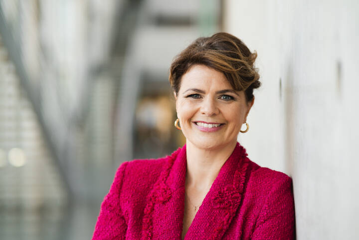 Katrin Staffler fordert vor der GMK 2025 eine tiefgreifende Pflegereform – mit Fokus auf Kommunen, Beteiligung und Finanzierung.
