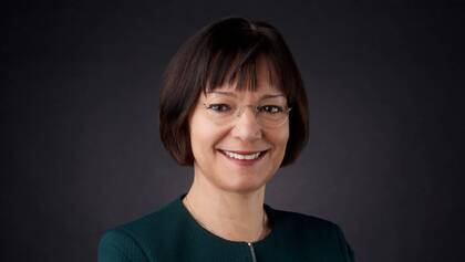 Am Freitag hat der Bundesrat das GVSG beschlossen. Der DBfK kritisiert die fehlende Stärkung der Primärversorgung. Das GVSG verdiene seinen Namen nicht, so die DBfK-Bundesgeschäftsführerin Bernadette Klapper. Am Freitag hat der Bundesrat das GVSG beschlossen. Der DBfK kritisiert die fehlende Stärkung der Primärversorgung. Das GVSG verdiene seinen Namen nicht, so die DBfK-Bundesgeschäftsführerin Bernadette Klapper.