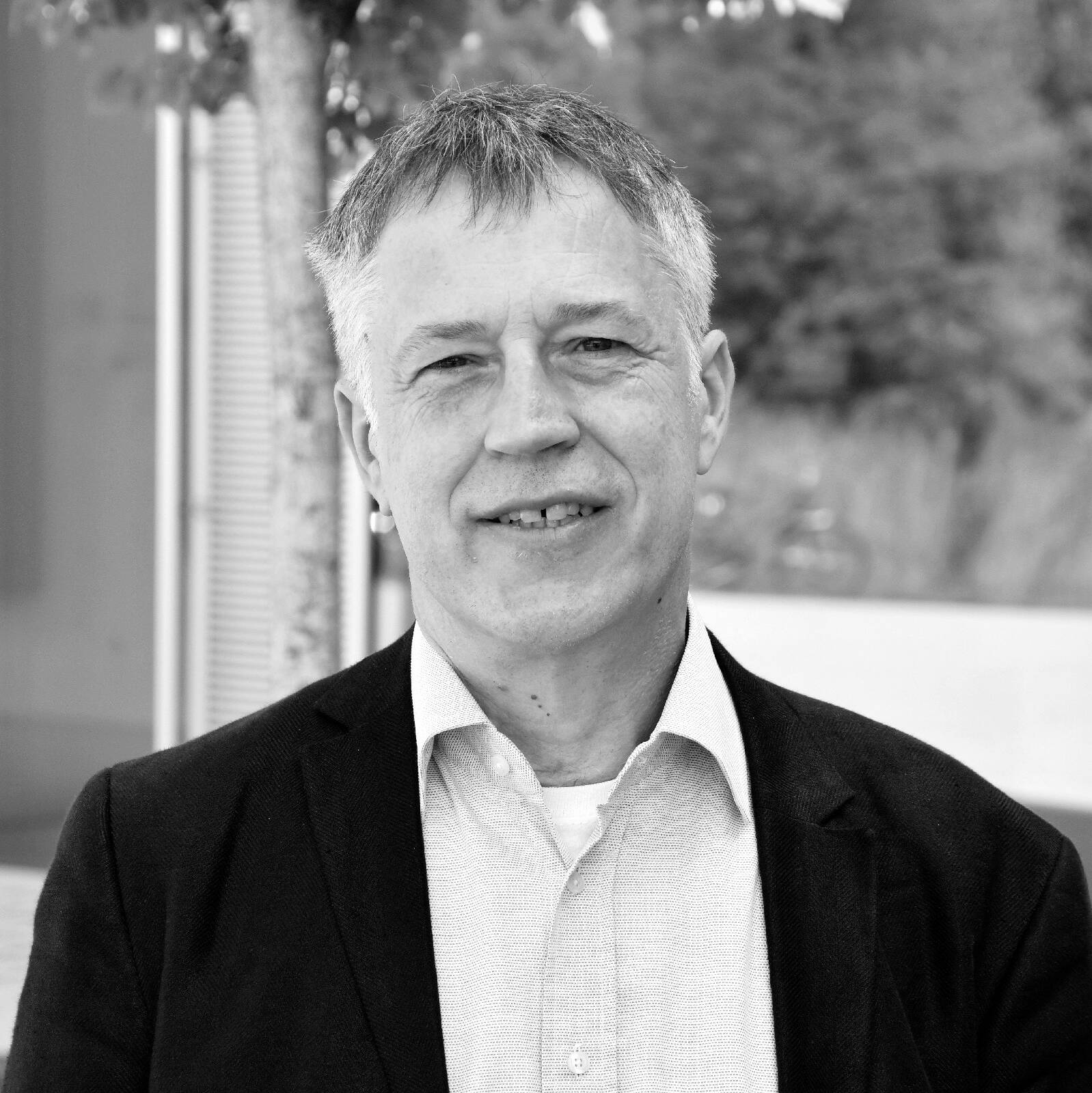 Prof. Dr. Prof. Dr. Karsten Weber