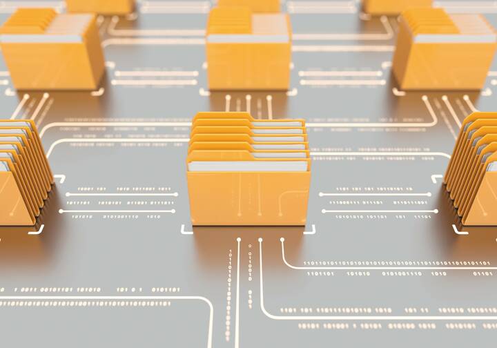 Mit der elektronische Patientenakte kommen Veränderungen im Klinikalltag auf die Mitarbeitenden zu.