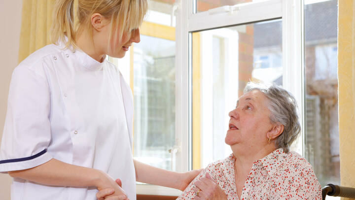 Schleswig-Holstein investiert in Altenpflege