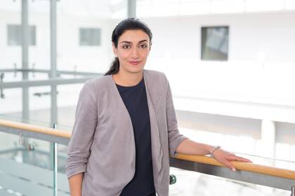 Jasmin Shmalia übernimmt zum 1. Januar 2026 die Pflegedirektion der Uniklinik RWTH Aachen. Mit Führungserfahrung, wissenschaftlicher Qualifikation und Innovationskraft will sie die Pflege strategisch stärken und zukunftsfähig gestalten. Jasmin Shmalia übernimmt zum 1. Januar 2026 die Pflegedirektion der Uniklinik RWTH Aachen. Mit Führungserfahrung, wissenschaftlicher Qualifikation und Innovationskraft will sie die Pflege strategisch stärken und zukunftsfähig gestalten.
