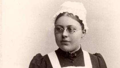 Das Institut für Pflegewissenschaft der Uni Koblenz will den Nachlass von Agnes Karll (1868–1927) auswerten und ihre Biografie neu bewerten.