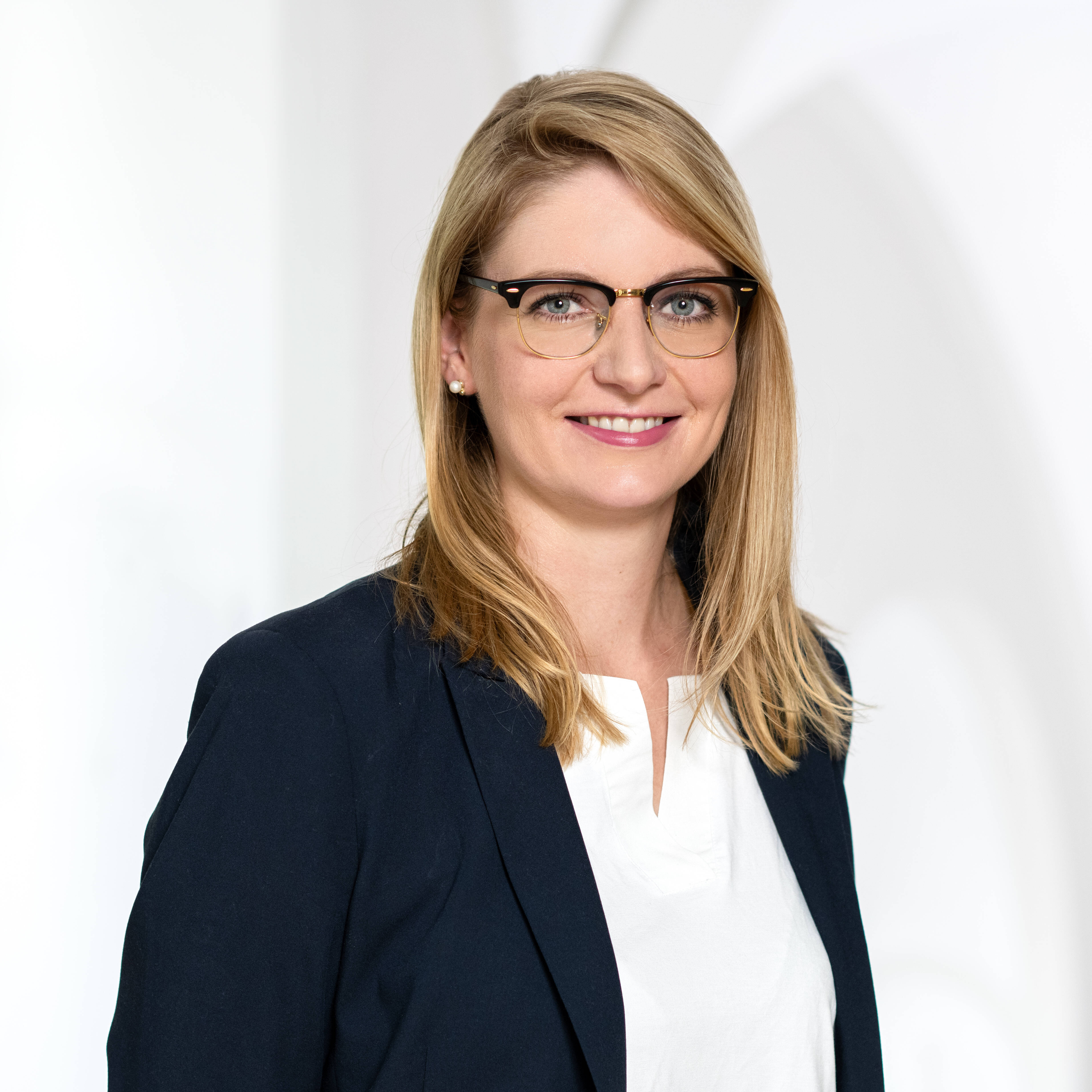 Elena Wuzel
