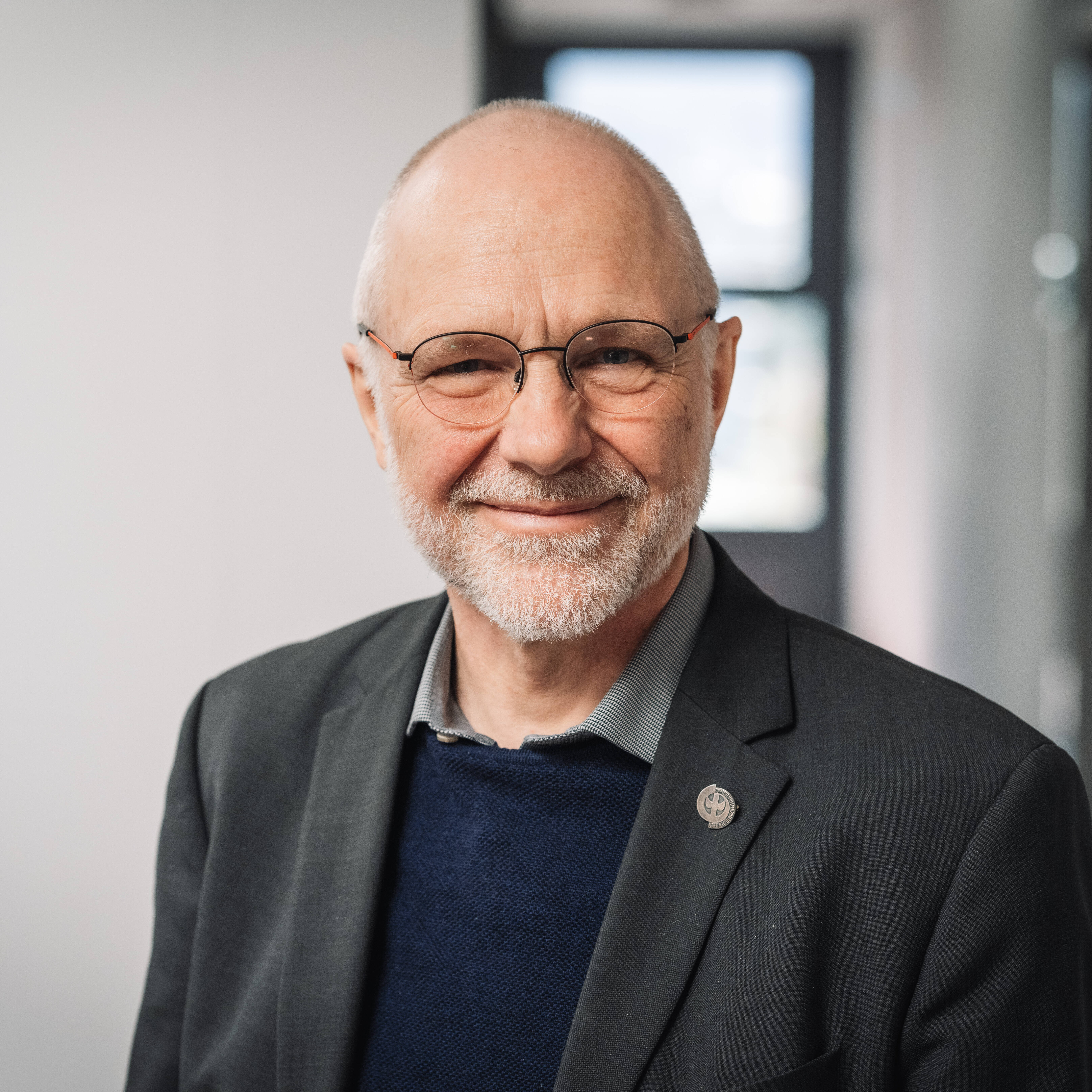 Dr. rer. cur. Dr. rer. cur. Johannes Nau