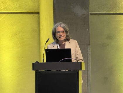 Katharina Hoffmann vom BMG infoermierte über den Status quo und die Zukunft der Personalbemessung im Krankenhaus. So geht es mit der Personalbemessung weiter