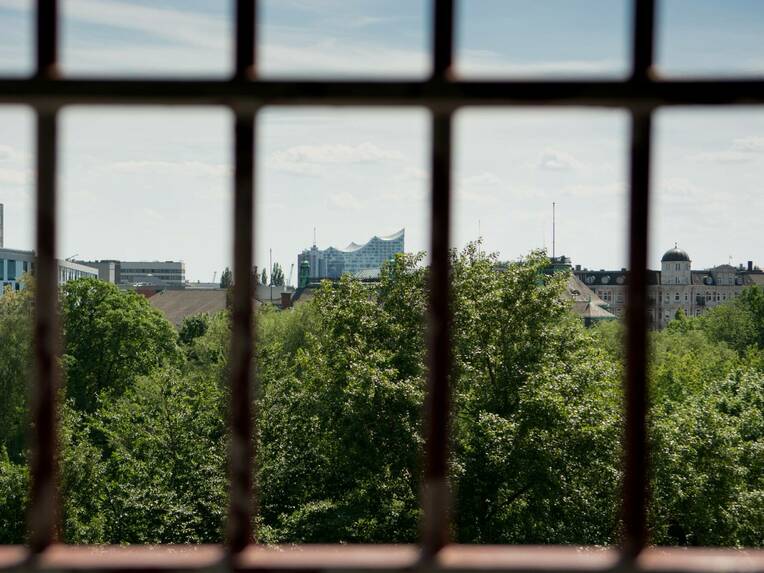Pflege hinter Gittern