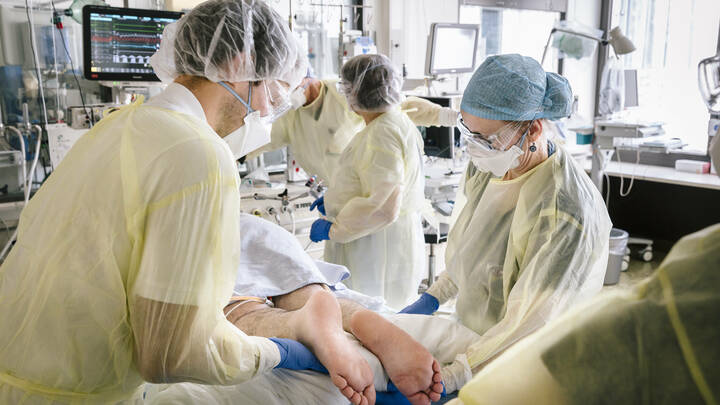 Immer mehr Intensivpatienten bei gleichzeitigen Personalausfällen: DKG bezeichnet Situation in Kliniken als hochproblematisch.
