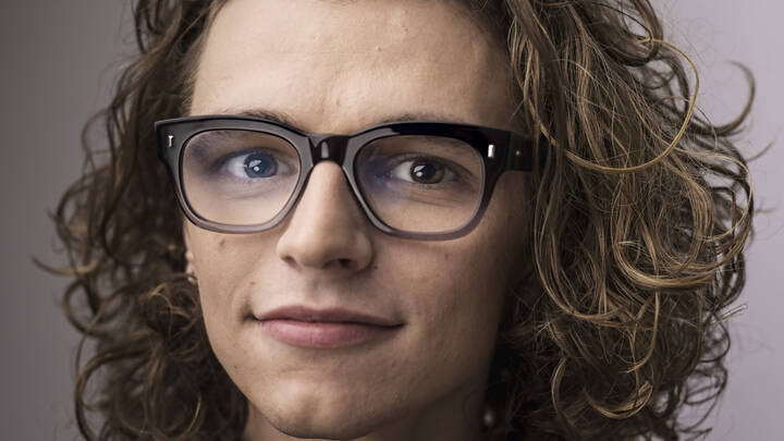 Wie der Niederländer Teun Toebes ein Umdenken in der Pflege bewirken will und was Pflegende von seiner Arbeit lernen können.