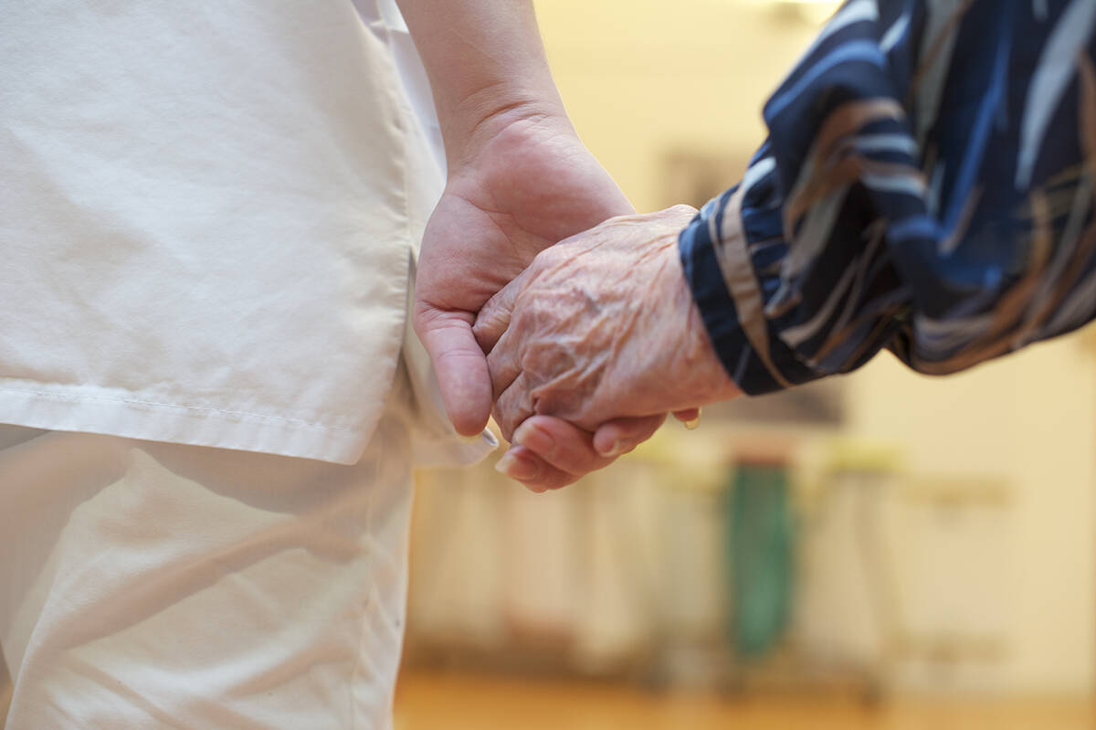 Thematische Schwerpunkte des Programms sind unter anderem Mobilitätsförderung, der Umgang mit Menschen mit Demenz und palliative Begleitung. 