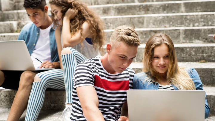 So will Rheinland-Pfalz Schüler für den Pflegeberuf begeistern