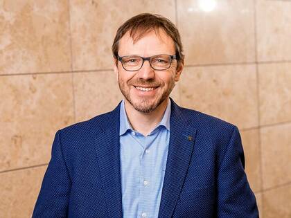 Vorstandsmitglied des Gründungsausschusses der Pflegekammer Baden-Württemberg, Peter Koch, über die Registrierung der künftigen Mitglieder.