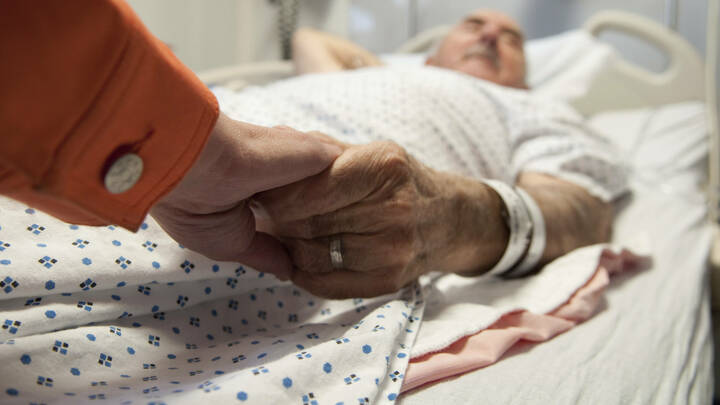 Wie umgehen mit dem Suizidwillen von Menschen? Der Bundestag debattiert zur Neuregelung der Sterbehilfe. 