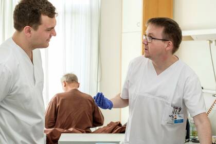 Lerncoaching ist ein elementares Konzept, um die Lernprozesse Lernender in der pflegerischen Grundausbildung zu verbessern. 