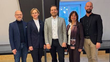 Der Landespflegerat (LPR) Baden-Württemberg hat einen neuen Vorstand gewählt und seine Rechtsform geändert. Der Landespflegerat (LPR) Baden-Württemberg hat einen neuen Vorstand gewählt und seine Rechtsform geändert.