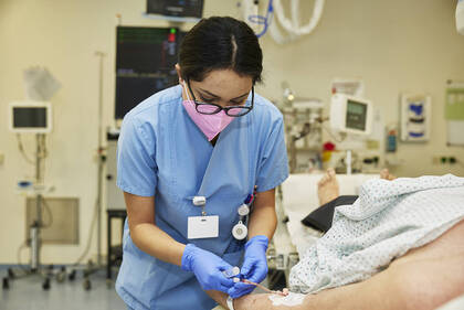 Die neuen Referentenentwürfe für das Pflegekompetenzgesetz und die neue Pflegefachassistenzausbildung liegen vor. 