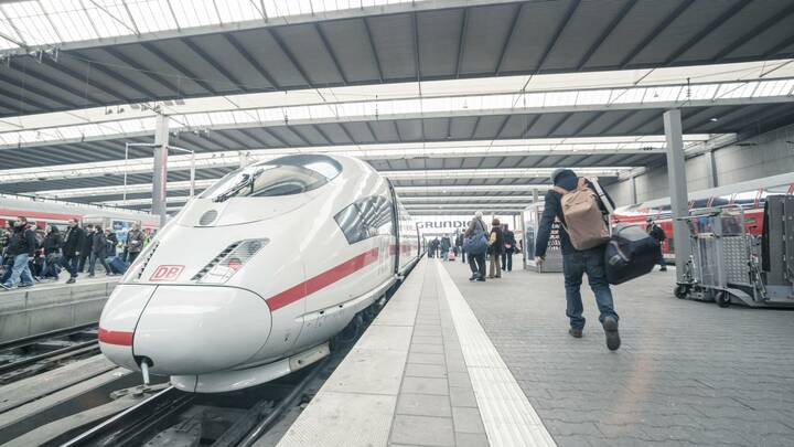 Die Pflegekammer NRW und das Aktionsbündnis Patientensicherheit e. V. möchten mit der Bahn die Notfallversorgung im Zügen erörtern.