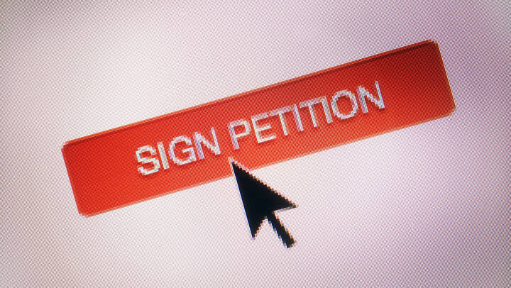 Die Bundespetition zur Spezialisierung in der Pflegeausbildung wird nicht öffentlich gestellt. Der Bundestag prüft das Anliegen dennoch weiter. 