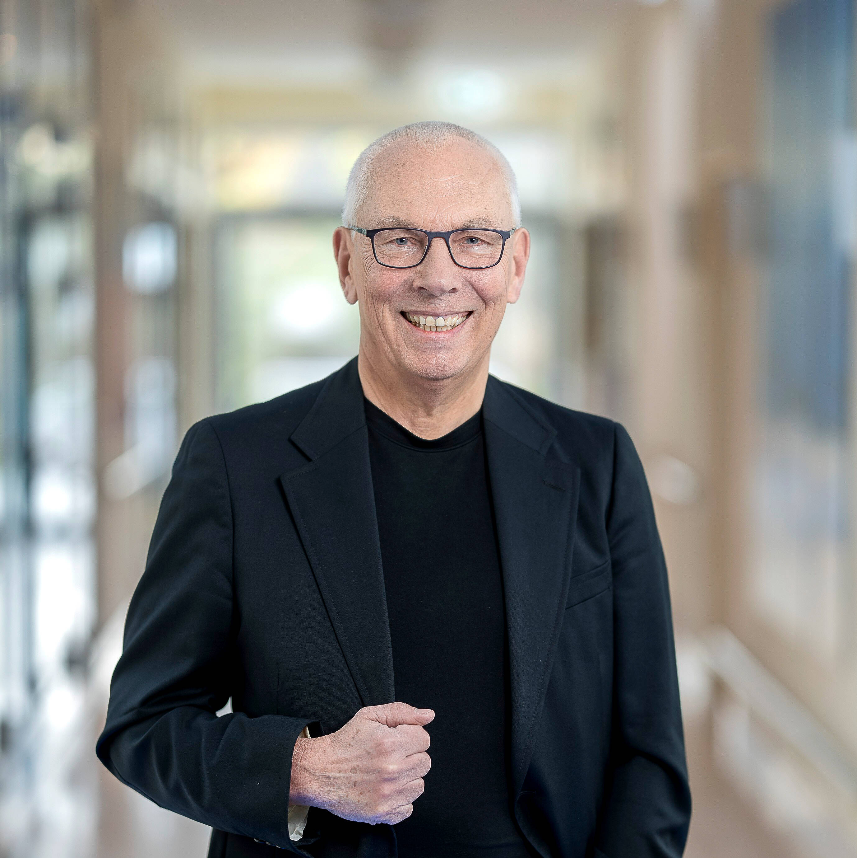  Lutz Karnauchow