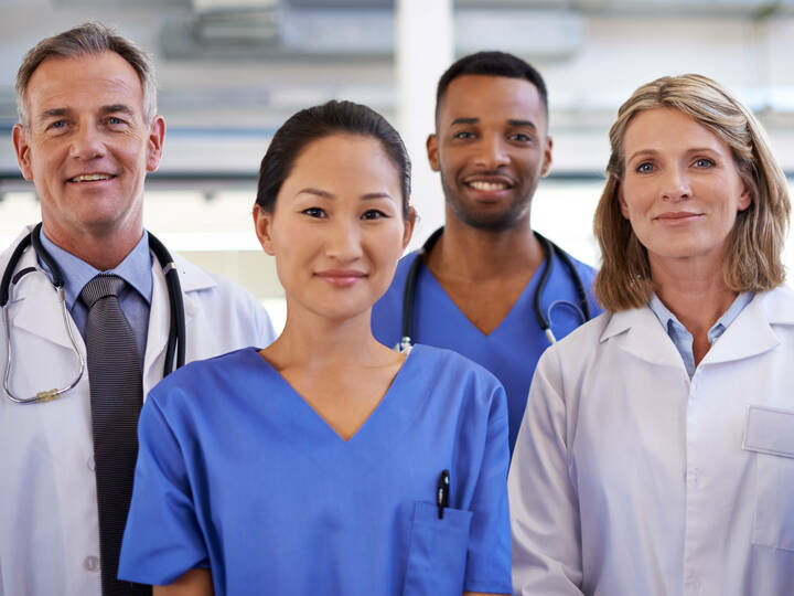 Niedersachsen koppelt die Förderung der Investitionskosten an eine tarifgerechte Entlohnung des Pflegepersonals.