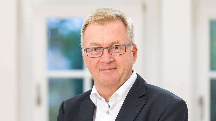 Handreichung der Bundesregierung für Besuchskonzepte in Pflegeheimen soll Besuche auch in der Pandemie sicher ermöglichen.