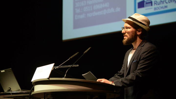 Junge Pflege Kongress: "Nehmt eure Belange selbst in die Hand!"