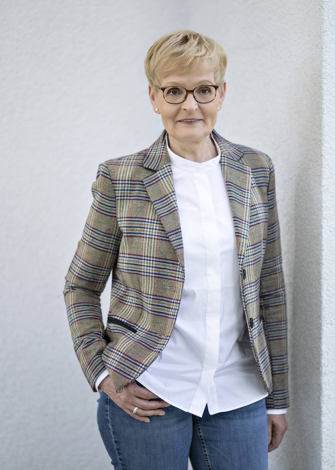 decker_maruska_mechthild_6_26.jpg