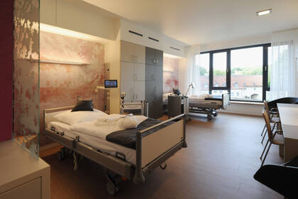 Demenz: Hilft helles Licht bei Schlafstörungen?