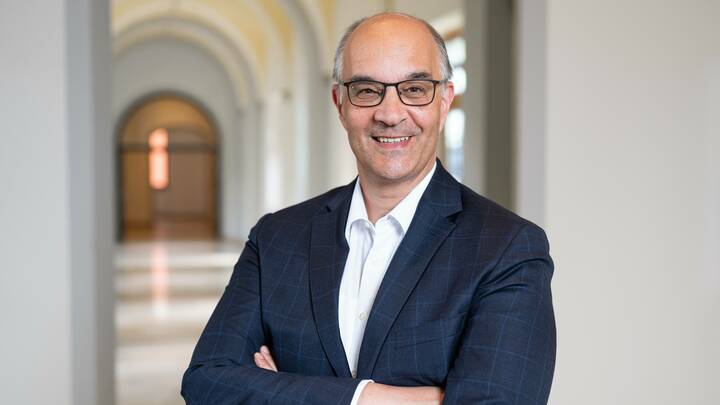 Viele kleinere Berufsorganisationen statt einem großen Gesamtverband – das könne auch Vorteile haben, sagt der neue Vorstandsvorsitzende des DPV, Markus Mai.