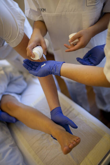 Am UKM soll mit einer neuen Abteilung für Praxisanleitung die Zusammenarbeit aller an der Pflegeausbildung Beteiligten verbessert werden.