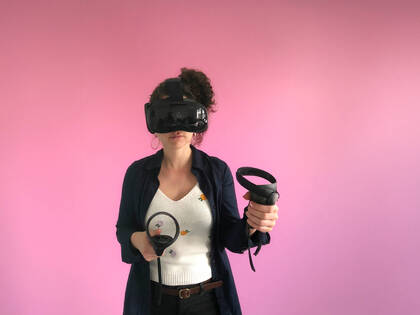 Über die Einsatz­möglichkeiten virtueller Realität in der Ausbildung künftiger Lehrpersonen am Beispiel des Studiengangs „Lehramt Pflege für berufsbildende Schulen“ an der Universität Koblenz.