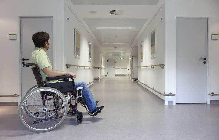 Die Regierung wollte die Pflege eigentlich für einige Jahre stabilisieren. Doch nun zeigt sich: Das Personal reicht nicht mehr lang.