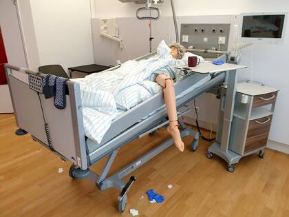 Das Klinikum Darmstadt hat den "Room of Horrors" nach einem Pilotprojekt regelhaft in die Pflegeausbildung implementiert.